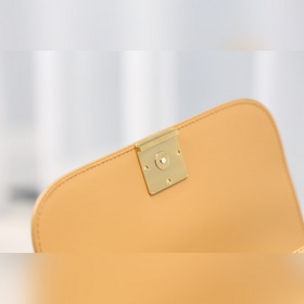 Новая коллекция Goya от Loewe Только что появилась появилась, как