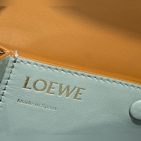 Новая коллекция Goya от Loewe Как только появилась, сразу стала п