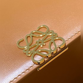 Новая коллекция Goya от Loewe Как только появилась, сразу стала п