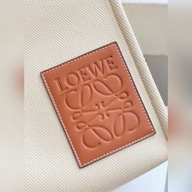 Luo Yiwai Черно-белая полосатая подкладка Новая сумка Cushion Tot