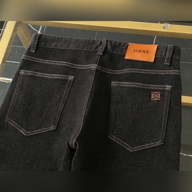 LOEWE Мужские брюки в стиле «business casual» Эти брюки высокого 