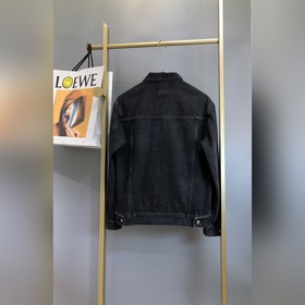LOEWE Джинсовая куртка в стиле ретро Очень красивая окраска под с