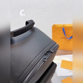 Рюкзак LV Сделанный из ткани Monogram, этот рюкзак Hot Springs с
