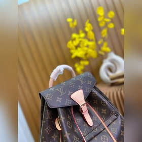 LV подержанный рюкзак, подходит к любому стилю Незаменимый аксесс