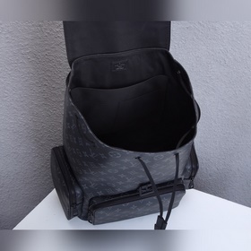 Рюкзак LV Trio Сочетание классического полотна Monogram Louis Vui