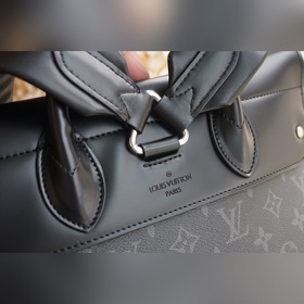 LV Модель： M44052 Рюкзак Zack Рюкзак Zack, разработанный японским