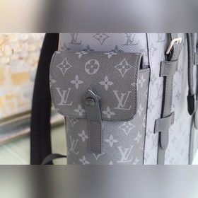 Модель LV： 45419 (Christopher, небольшой рюкзак) Сделан из элеган
