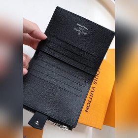 LV Модель M60451 Victorinem Кошелек Этот кошелек изготовлен из мя