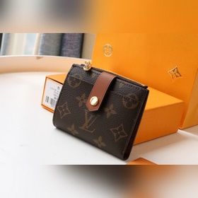 Короткий кошелек LV, модель M60451 Victorinem Этот кошелек изго