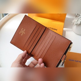 Короткий кошелек LV, модель M60451 Victorinem Этот кошелек изго