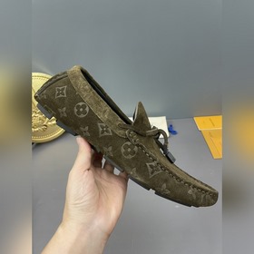 LV (Louis Vuitton) высококачественная обувь из кожи ослика. Класс