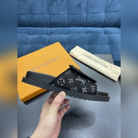 LV Trainer — это легкие и удобные сандалииз кожи теленка первого 