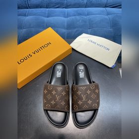 LV Trainer Сандалииз кожи теленка первого слоя, легкие и удобные.