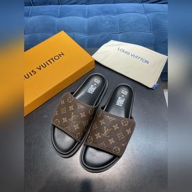 LV Trainer Сандалииз кожи теленка первого слоя, легкие и удобные.