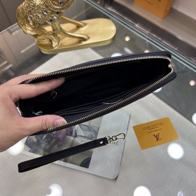 Новейшая сумка LOUIS VUITTON (Луи Виттон) отличается не только пр