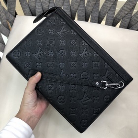 Новая модель сумки LV из импортной кожи. Подкладка из специальног
