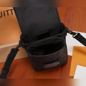 LV S-Lock Vertical мини-сумка Элегантная кожа Taurillon с тиснены