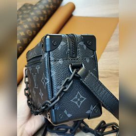 Сумка LV SOFT TRUNK Символический принт Monogram в сочетании с к
