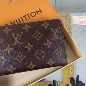 LV Модель： M41896 Старый красный Кошелек Zippy в новом исполнении