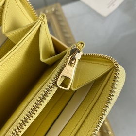 LV Модель M81247 Желтый Spring in the City Серия Zippy Кошелек Св