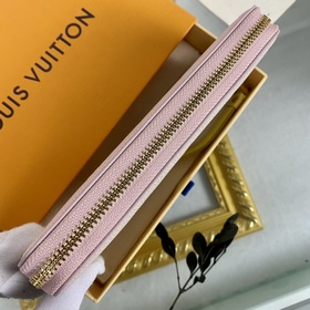 LV Модель M81279 Розовый Spring in the City Серия Zippy Кошелек С