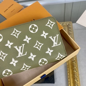 LV Модель M81280 Зеленый Серия Spring in the City Зippy Кошелек С