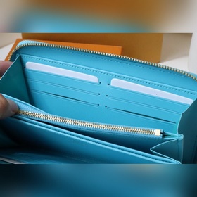 LV Кошелек на молнии Модель M81510 Изготовлен из кожи ягненка с т