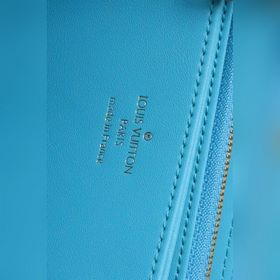 LV Кошелек на молнии Модель M81510 Изготовлен из кожи ягненка с т