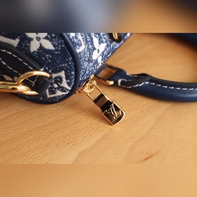 LV Модель： 81168 Nano Speedy Сумка Это изящная интерпретация клас