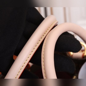 LV Сумка Montaigne BB из ткани Monogram Идеальный вариант для де