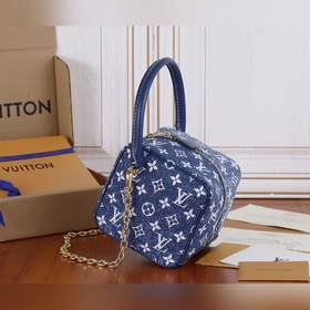 Сумка LV Square Bag Создан Nicolas Ghesquière из джинсовой ткани 
