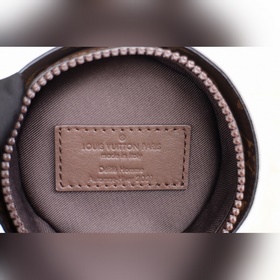 LV Модель： 80812-38  Секреты капсульной коллекции Everyday LV： с