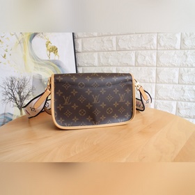LV Модель： 45985 Diane Сумка Возрождение классического дизайна 19