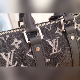 LV Модель 81010 Классическая сумка Keepall в мини-версии Встреча 