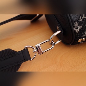 LV Модель 81010 Классическая сумка Keepall в мини-версии Встреча 