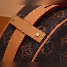 Женская сумка через плечо LV Модель： M45149 В весенне-летней колл