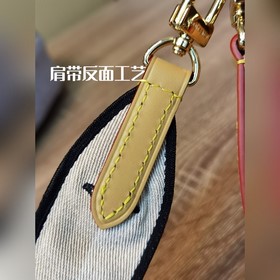 LV Серия сумок DIANE Эта сумка DIANE оснащена кожаным ремнем (м