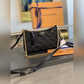 LV Модель M81066 Черная сумка Easy Pouch On Strap Цвет Весенняя 