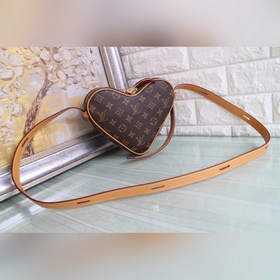 LV Модель 57456 Сумка в форме сердца Создание модной одежды — эт