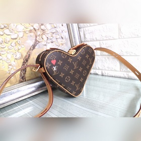 LV Модель 57456 Сумка в форме сердца Создание модной одежды — эт