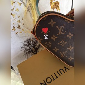 LV Модель 57456 Сумка в форме сердца Создание модной одежды — эт