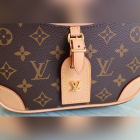 LV Модель： 45528 Мини-сумка Deauville Мини-версия классической с