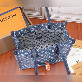 Средняя сумка LV Onthego Сэрф-эффект Monogram на джинсовой ткани 