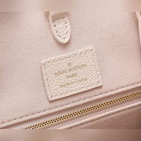Сумка LV OnTheGo Изготовлена из кожи Monogram Empreinte, классиче