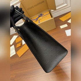 Сумка LV Тоут Модель： M45595 Материал： итальянская кожа класса A.