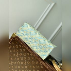 LV Модель M46270 с тиснением, зеленый  Onthego, маленькая сумка