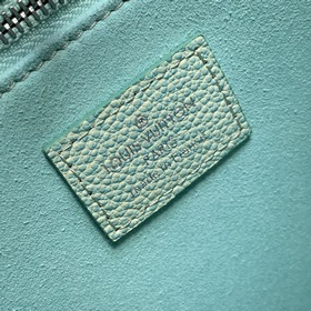 LV Модель M46270 с тиснением, зеленый  Onthego, маленькая сумка