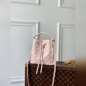 LV Модель M46174 Сумка NeoNoé BB Изготовлена из кожи Monogram Emp