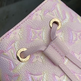 LV Модель M46174 Сумка NeoNoé BB Изготовлена из кожи Monogram Emp