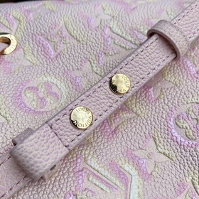 LV Модель M46174 Сумка NeoNoé BB Изготовлена из кожи Monogram Emp